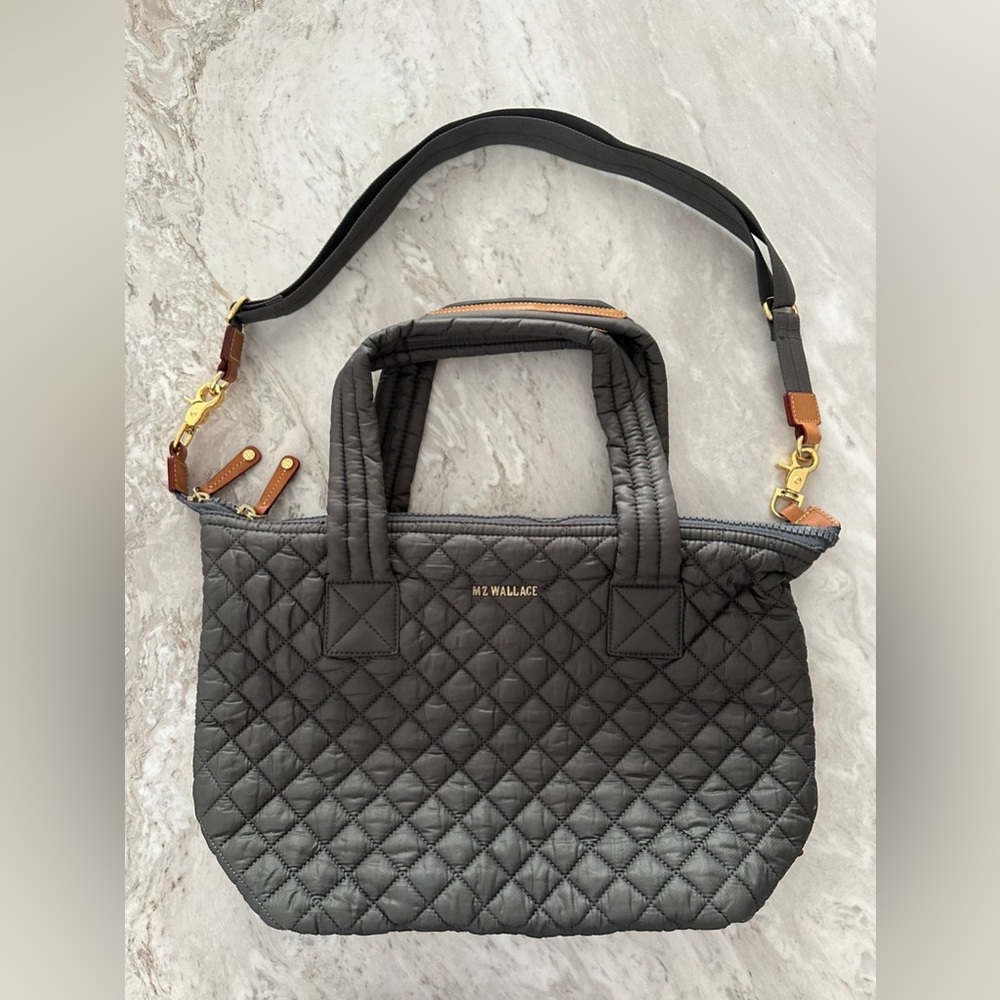 Very good condition MZ WAllace Sutton Medium. Pet free, smoke free home.